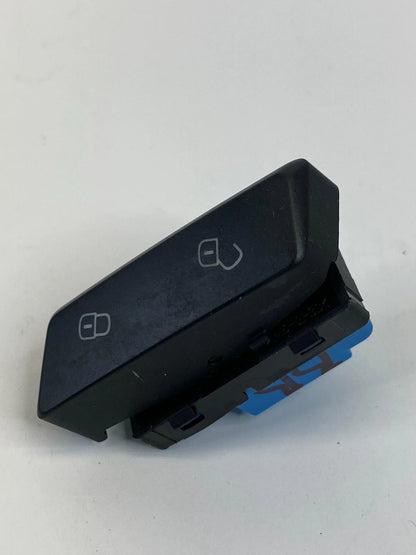 2012-2015 VW VOLKSWAGEN PASSAT REAR RIGHT SIDE DOOR LOCK SWITCH 561962136 OEM