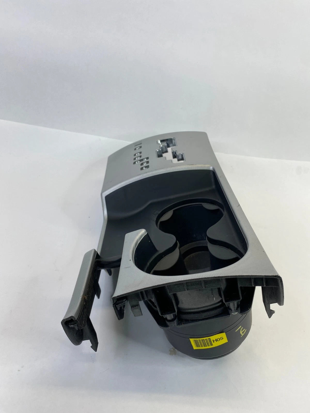 2007-2010 HYUNDAI ELANTRA CENTER CONSOLE SHIFTER BEZEL W/ CUP HOLDER 84650-2H100