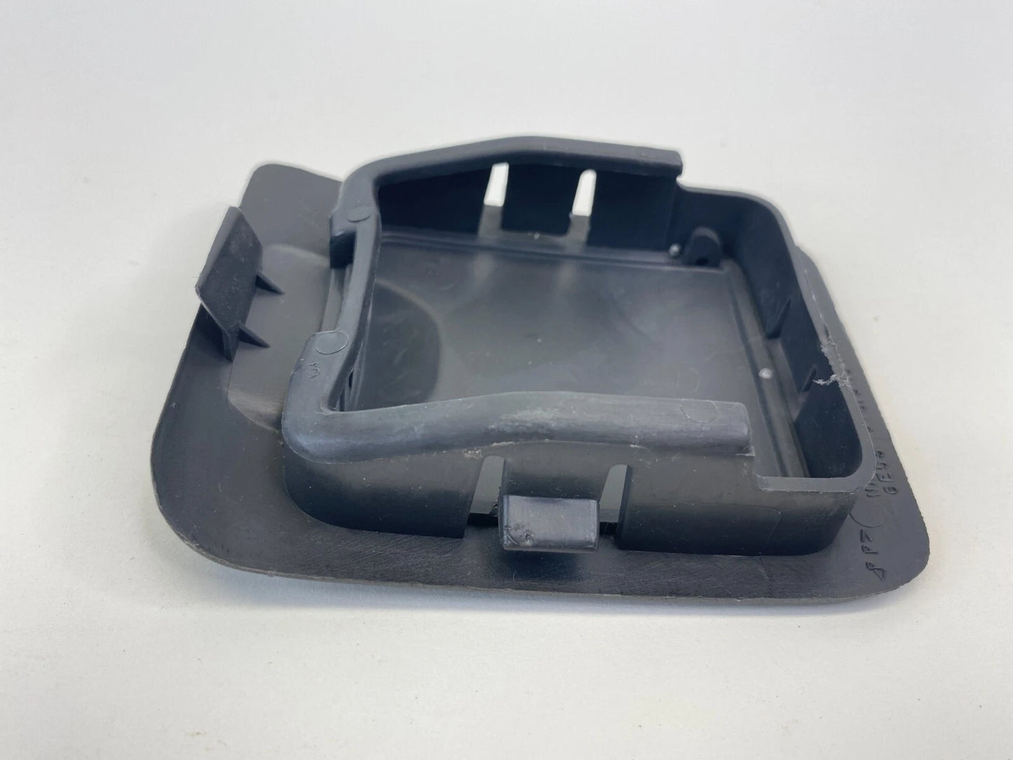 2006-2016 FORD FUSION REAR SEAT CHILD ANCHOR HOOK CAP COVER TRIM 6E53-54613E54-A