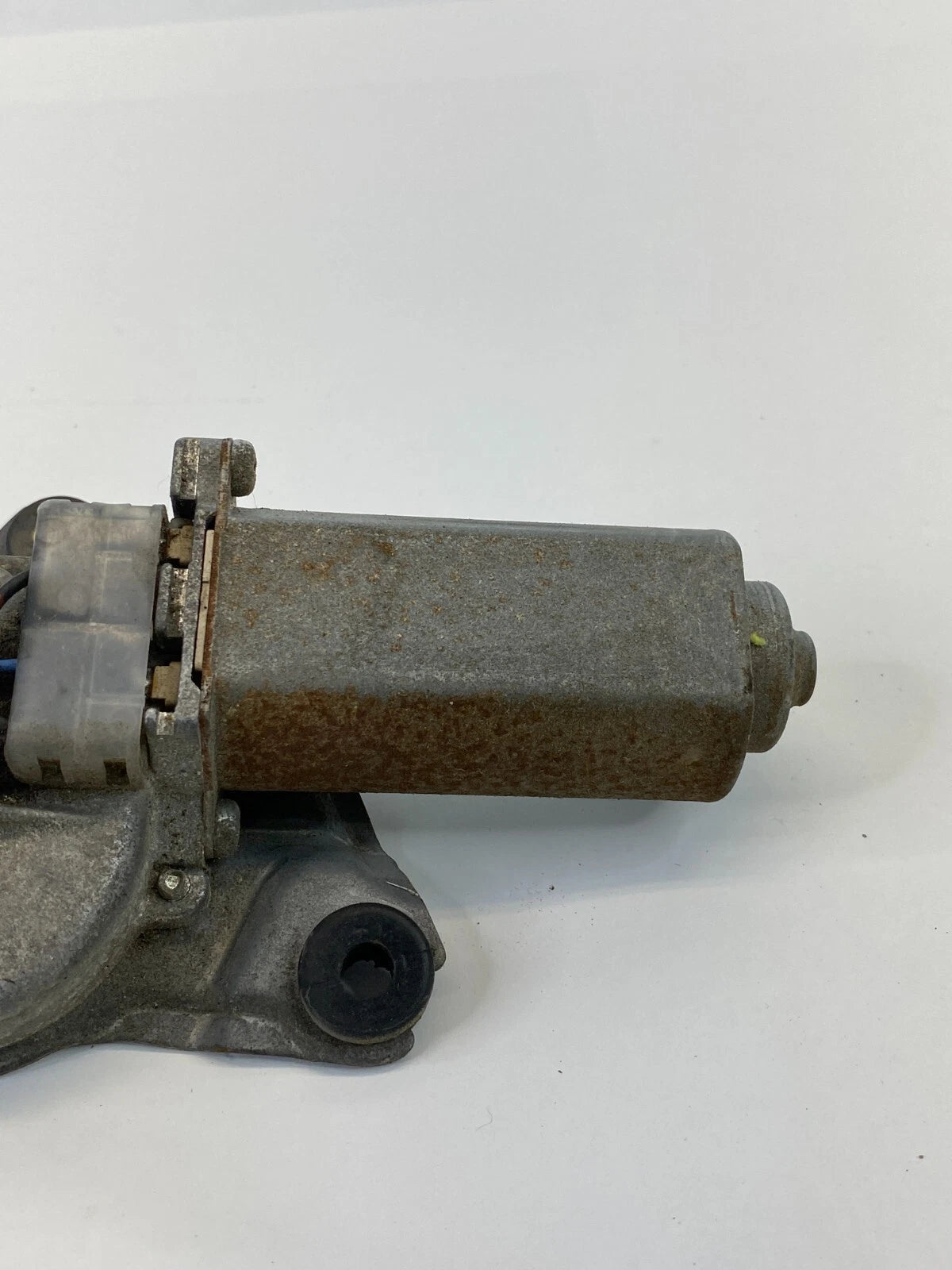 2000-2006 MAZDA MPV REAR BACK WINDOW WIPER MOTOR UNIT ASSEMBLY LC62-67-450 OEM