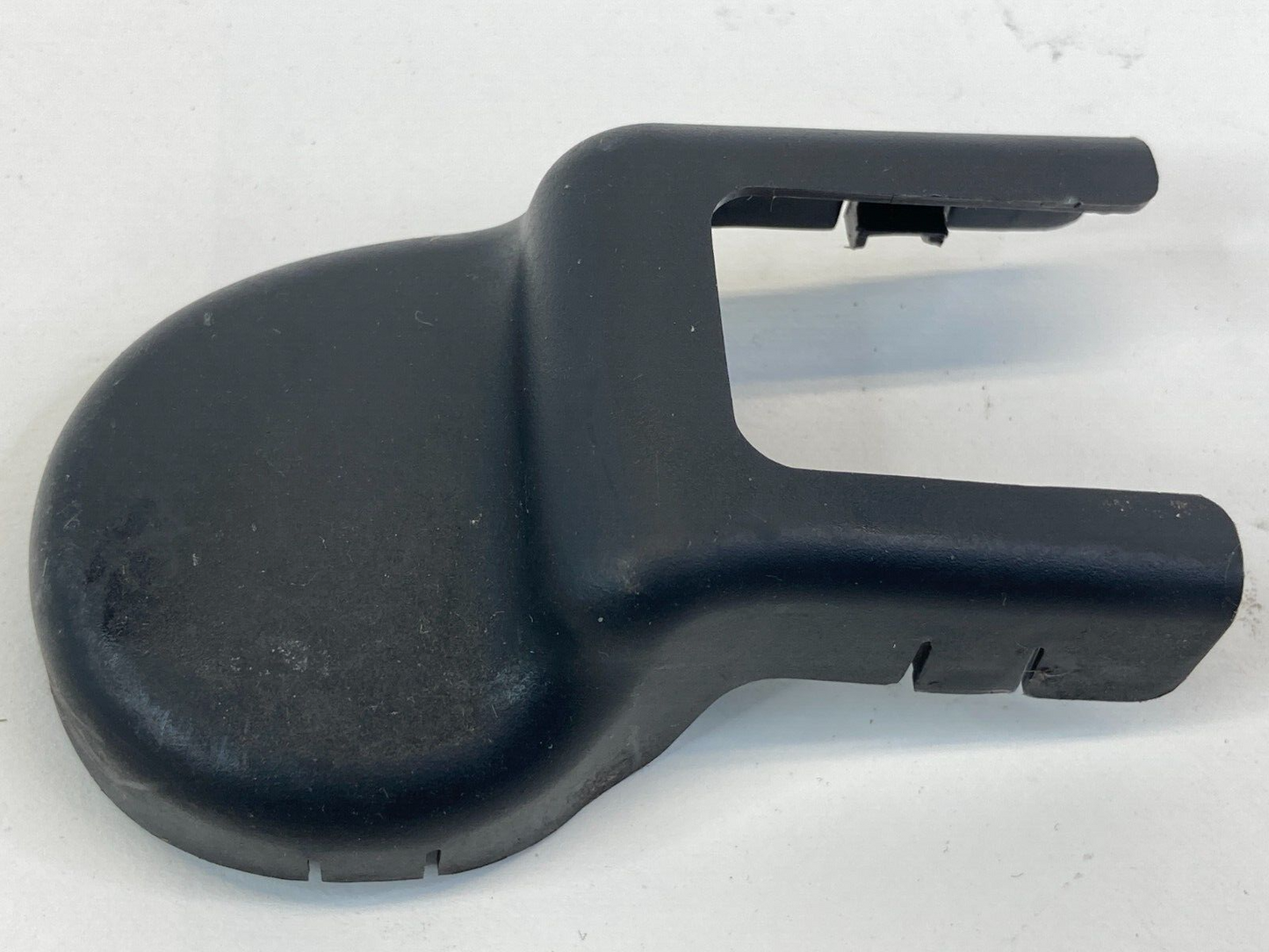 2011-2016 Hyundai Elantra Front Left Side RH Inner Track End Cover Trim Cap