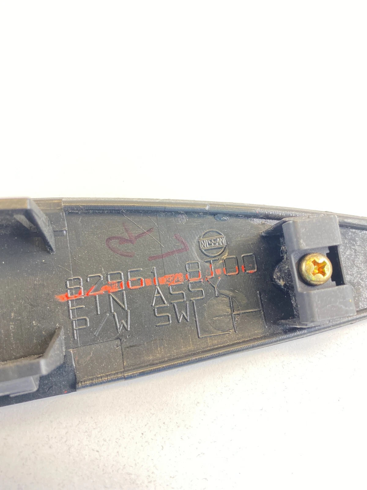 2002-2006 NISSAN ALTIMA REAR LEFT DRIVER WINDOW SWITCH TRIM COVER ONLY 829618J00