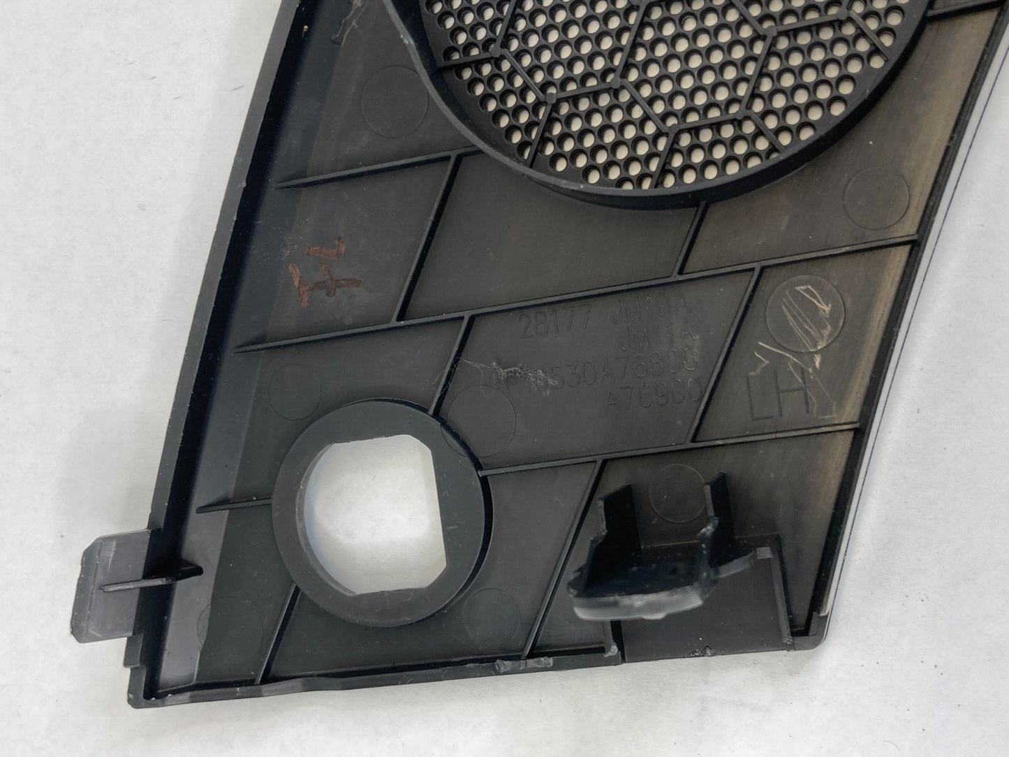 11-13 Nissan Rogue Front Right Passenger Side Speaker Grille Cover Trim OEM