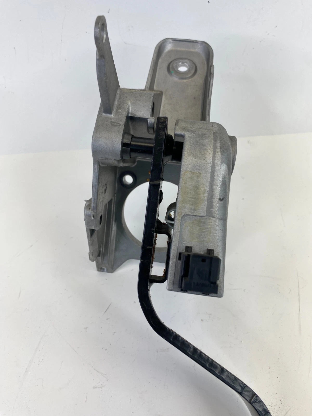 2007-2013 Mini Cooper Foot Stop Brake Pedal W/ Mount Bracket Assy C4000206SE OEM