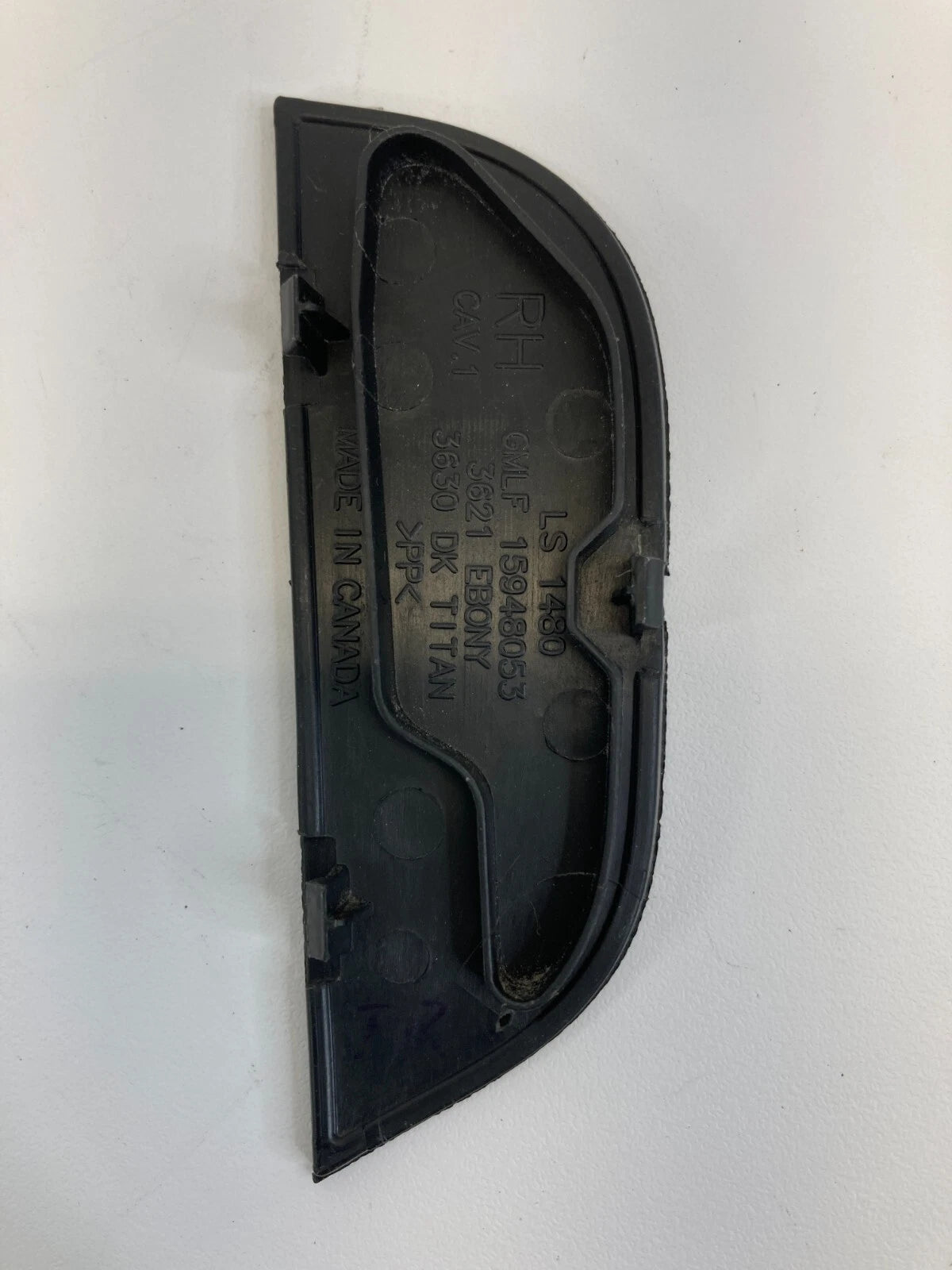 09-12 CHEVROLET TRAVERSE FRONT RIGHT SIDE DOOR ARMREST TRIM COVER CAP 15948053