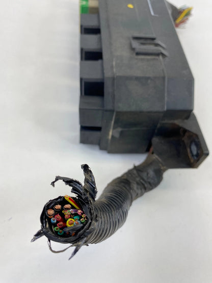 01-04 FORD ESCAPE 2.0L L4 MANUAL TRANS ENGINE FUSE BOX RELAY JUNCTION BLOCK OEM