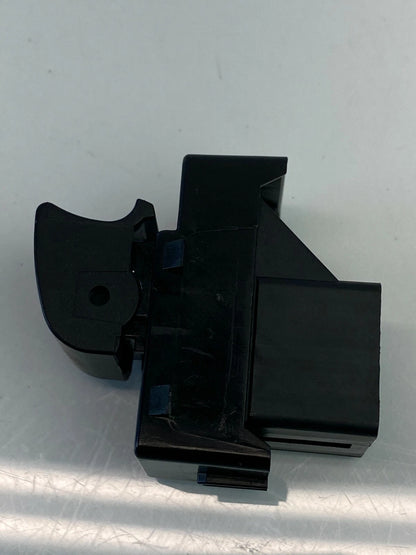 05-07 FORD FIVE HUNDRED FRONT RIGHT SIDE WINDOW CONTROL SWITCH 6F9T-14529-BA3
