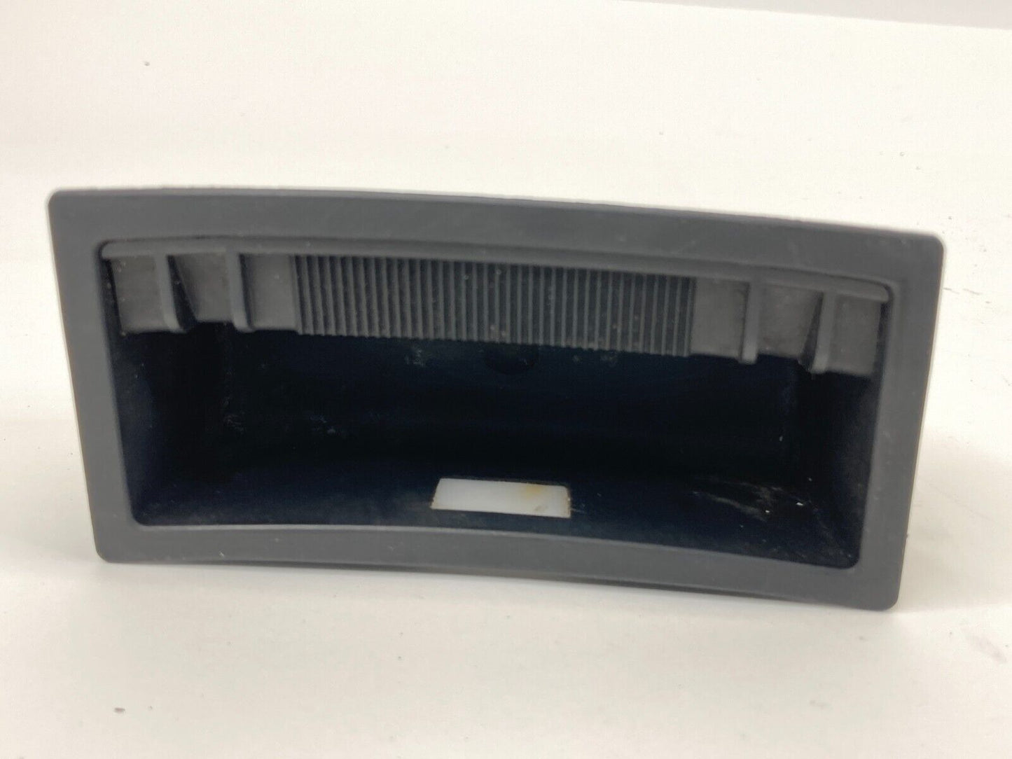 2003-2006 Kia Sorento Center Dash Ashtray Ash Tray Trim Panel 84550-3E000 OEM