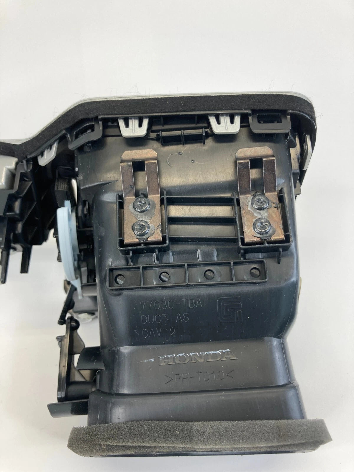 2016-2019 HONDA CIVIC DASH RIGHT PASSENGER MOLDING BEZEL W AIR VENT 77270-TBA-A0