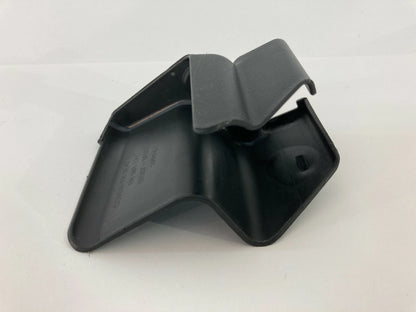 2004 2005 2006 KIA AMANTI SEDAN REAR RIGHT SIDE TRACK END COVER PANEL 885673F002