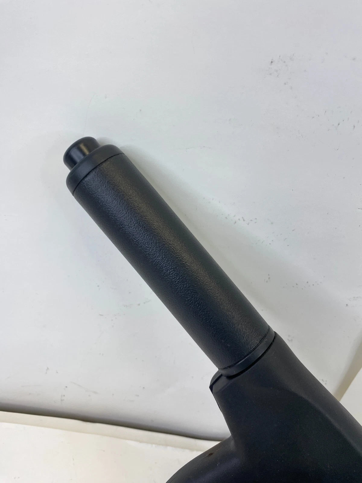 2007-2011 TOYOTA YARIS EMERGENCY PARKING BRAKE HANDLE LEVER ASSEMBLY OEM