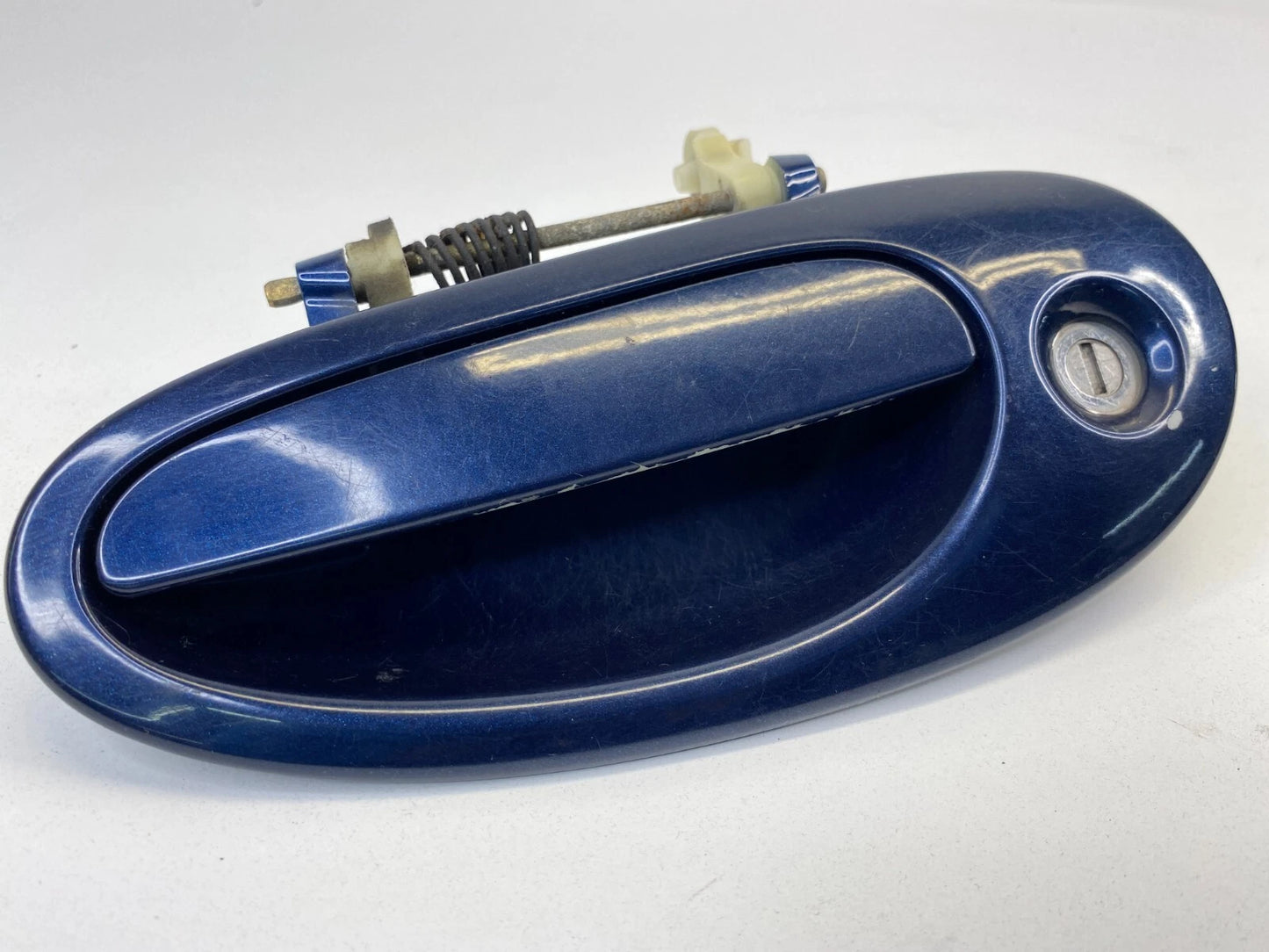 01-06 CHRYSLER SEBRING SEDAN FRONT LEFT DRIVER EXTERIOR DOOR 0QA39TRMA PB8 BLUE