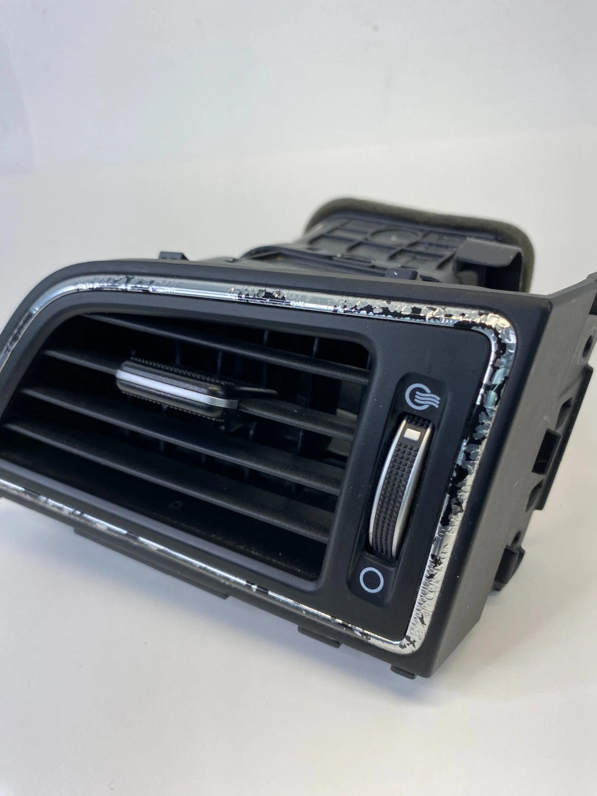 2017 2018 HYUNDAI ELANTRA OUTER DASH RIGHT PASSENGER A/C AIR VENT USA BUILT OEM