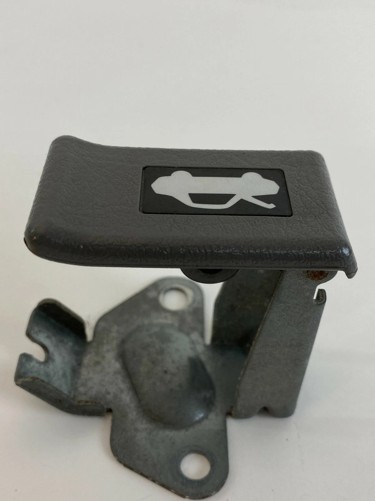 2005-2010 HONDA ODYSSEY HOOD LATCH RELEASE OPENER LEVER HANDLE SWITCH ASSEMBLY