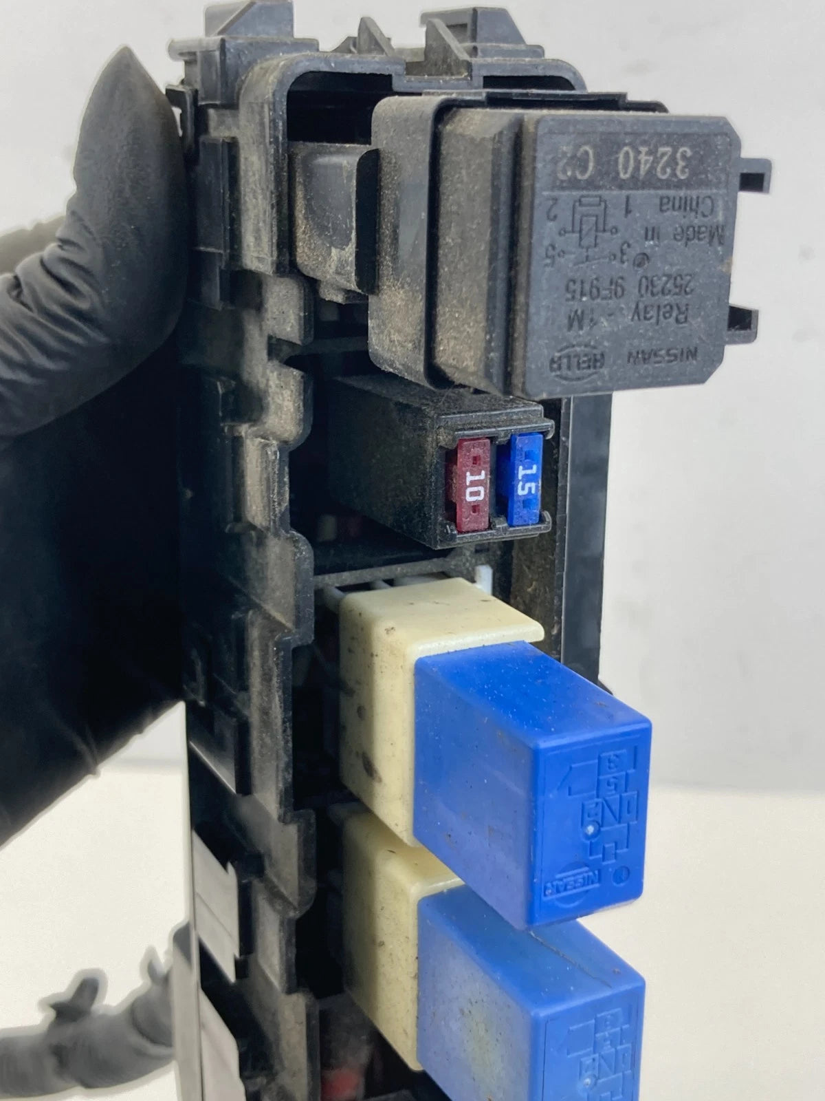 2013-2016 Nissan Pathfinder Engine Small Fuse Relay Box 24382-JR23B OEM