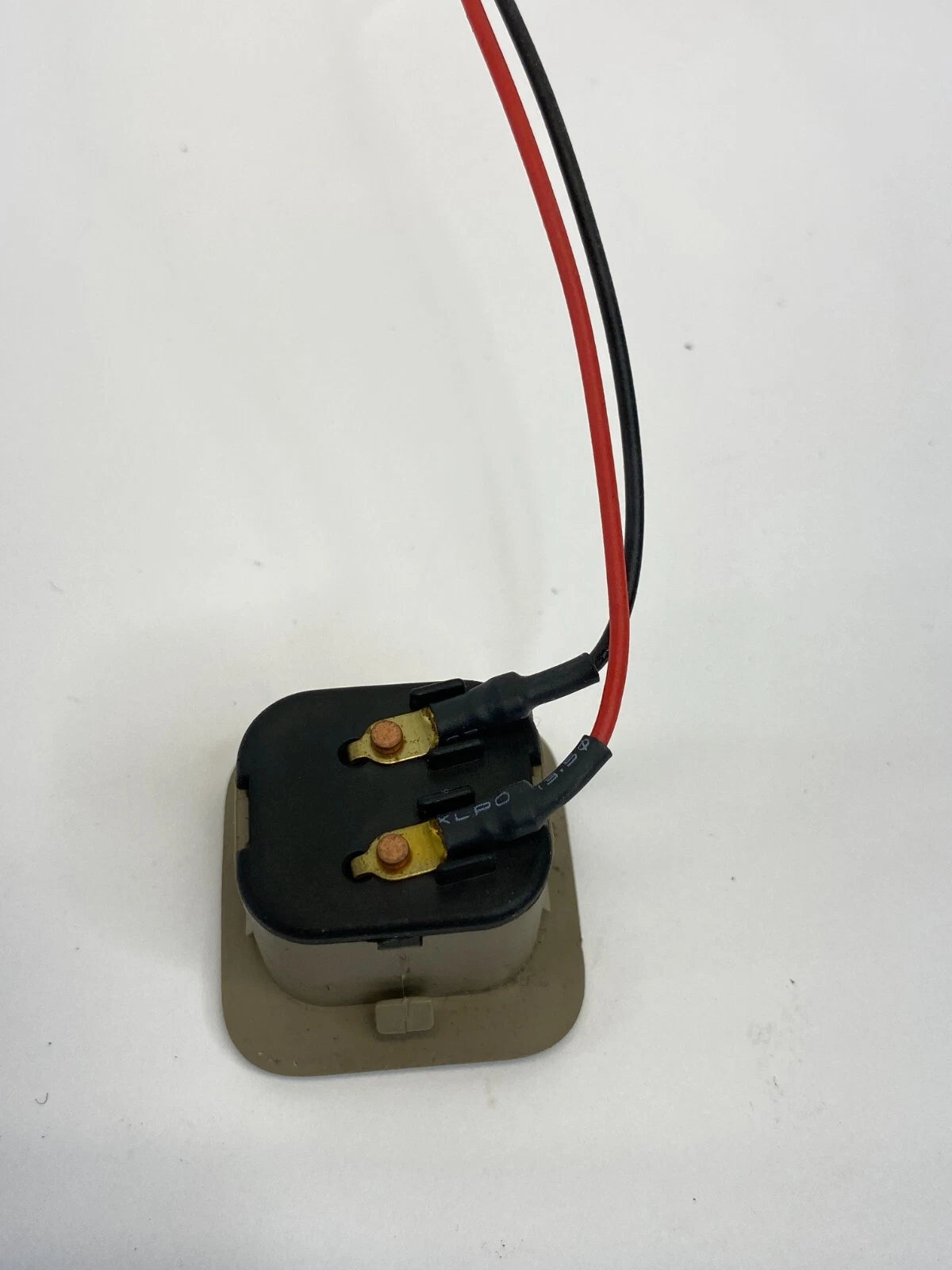 2007-2010 HYUNDAI ELANTRA SEDAN TRUNK LID OPENER RELEASE SWITCH BUTTON OEM