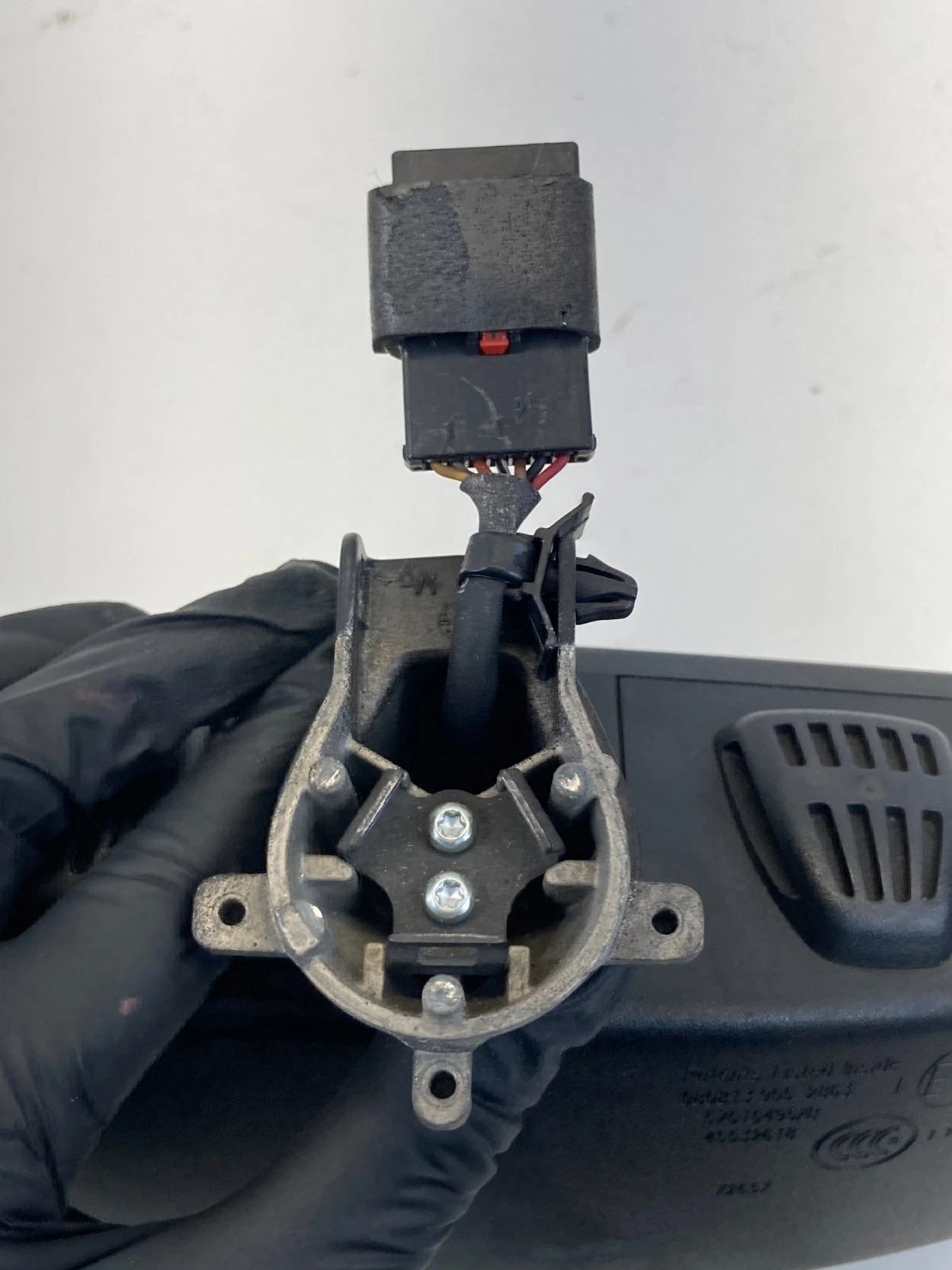 2013-2016 DODGE DART INTERIOR REAR VIEW MIRROR W/ AUTODIMMING 57010495AB OEM