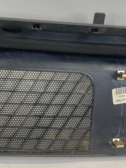 2009-2014 VOLKSWAGEN ROUTAN REAR RIGHT SIDE 3RD ROW QUARTER WINDOW SUN SHADE OEM