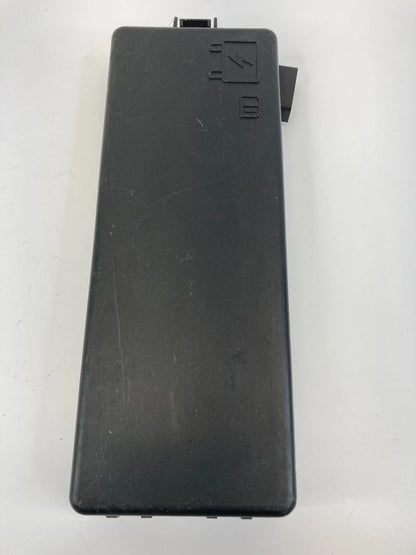 2007 07 CHRYSLER 300 ENGINE FUSE RELAY BOX COVER LID CAP 7154-8533-30 OEM