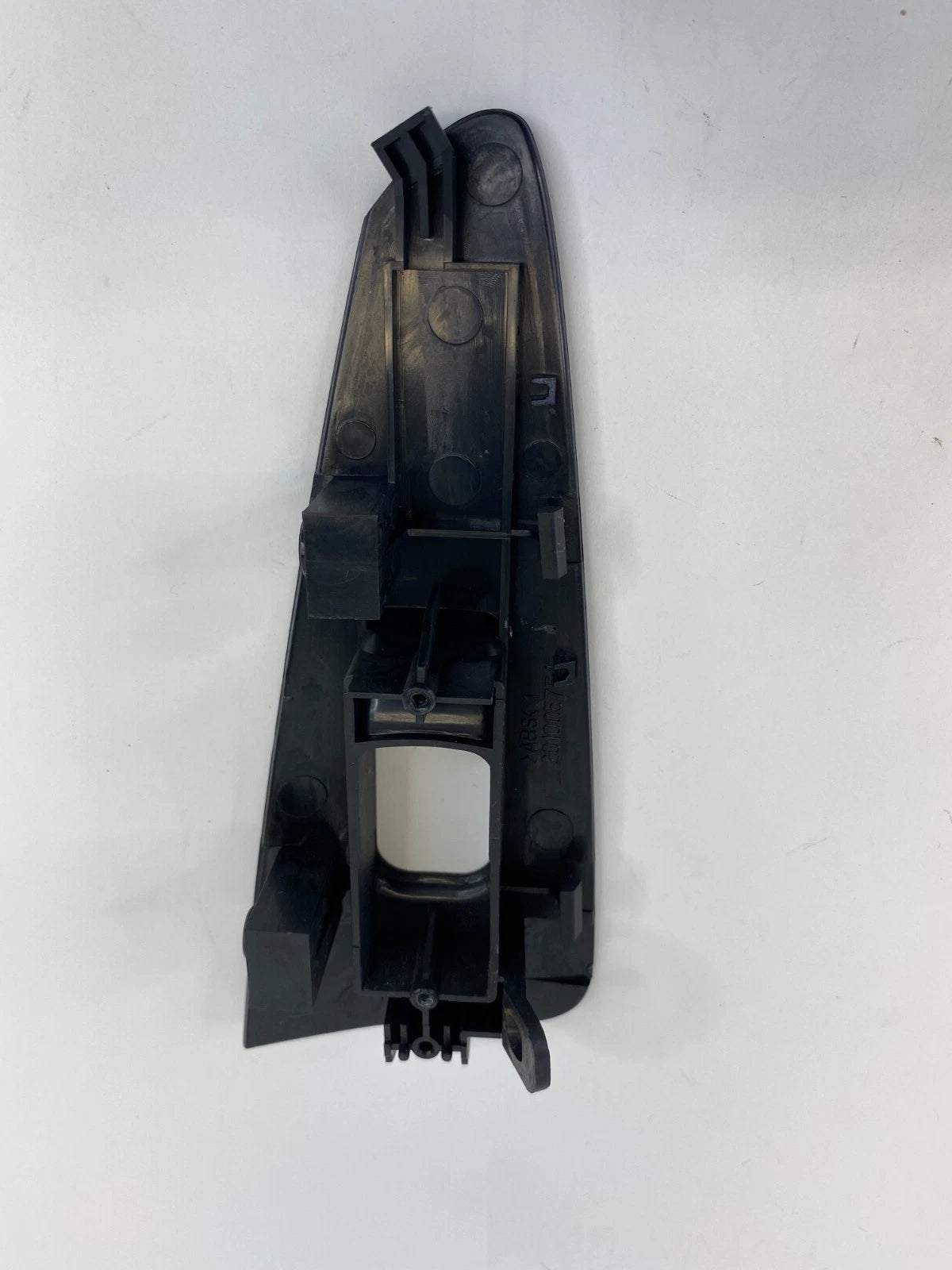 2010-2013 KIA FORTE REAR RIGHT DOOR WINDOW SWITCH BEZEL COVER TRIM 201005754