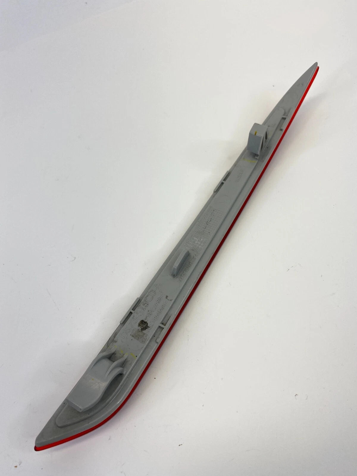 2013-2016 FORD FUSION REAR LEFT BUMPER REFLECTOR MARKER LIGHT DS73-515C0-A OEM