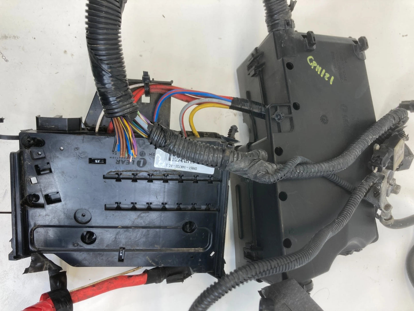 12-14 FORD FOCUS 2.0L FWD ENGINE FUSE BOX JUNCTION RELAY MODULE CV6T14K733 OEM