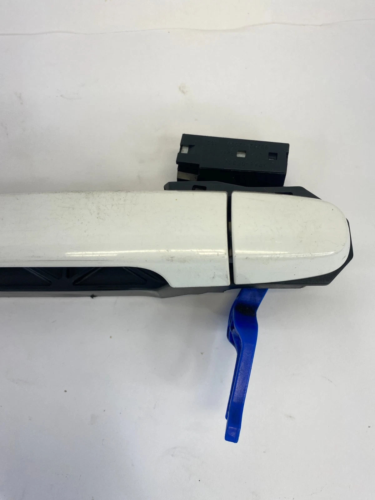 2009-2013 TOYOTA COROLLA REAR LEFT BACK EXTERIOR OUTER DOOR HANDLE OEM
