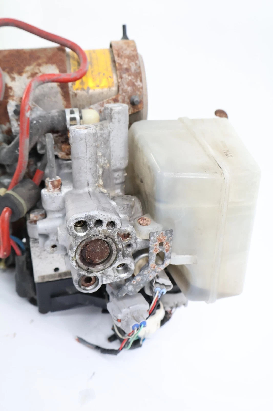 2003-2005 TOYOTA 4RUNNER ANTI LOCK BRAKE MASTER CYLINDER BOOSTER PUMP OEM