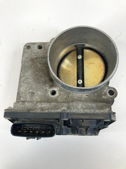 2008-2015 Volvo XC70 Wagon 2.5 Engine Room Fuel Injection Throttle Body Assembly