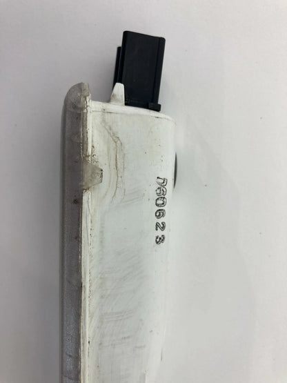 1999-2006 CHEVROLET SILVERADO FRONT LEFT DRIVER DOOR PANEL COURTESY LIGHT LAMP