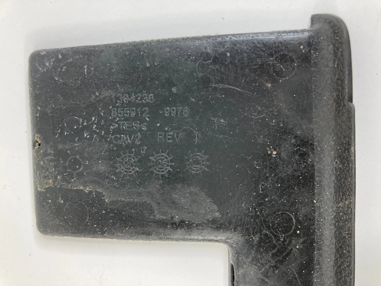 2008-2012 CHEVROLET MALIBU CENTER CONSOLE RUBBER MAT INSERT COVER 1394236 OEM