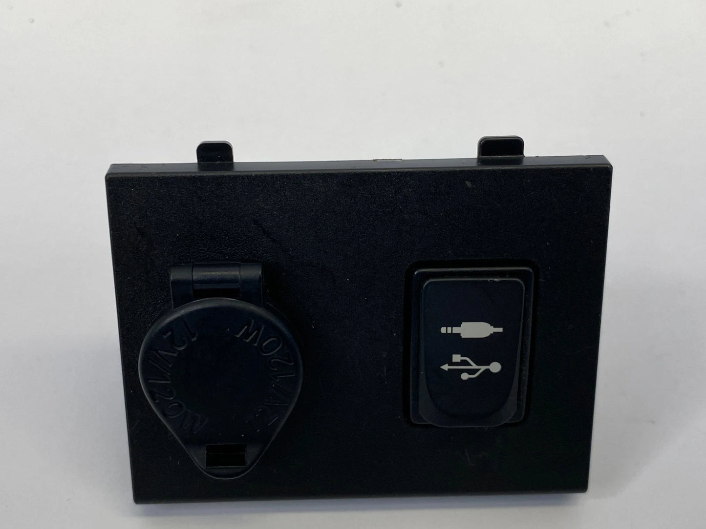 2012-2015 TOYOTA PRIUS CENTER CONSOLE PANEL POWER OUTLET JACK AUX 58819-47010