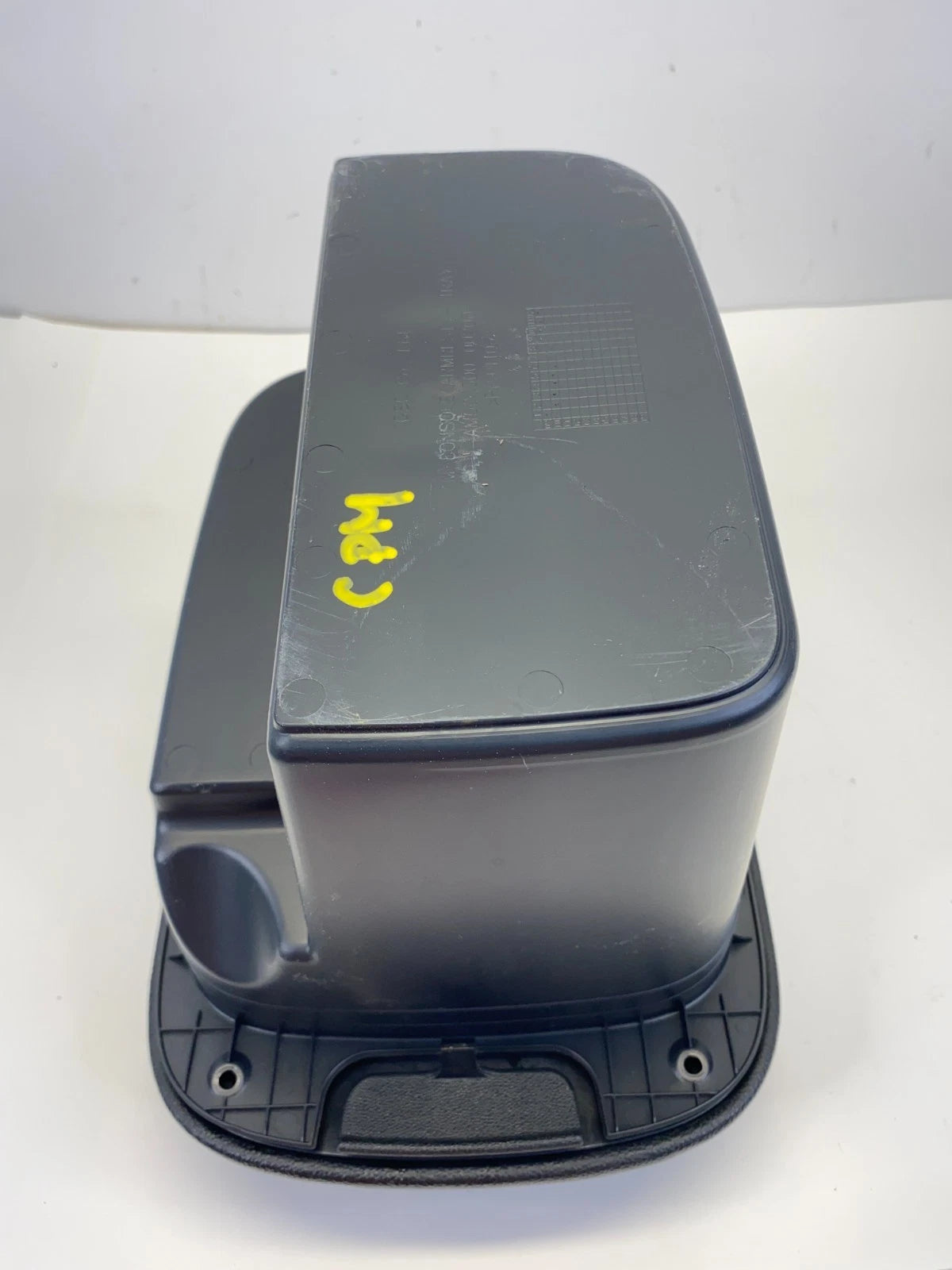 2010-2013 KIA SOUL FRONT CENTER CONSOLE ARM REST STORAGE COMPARTMENT BIN OEM