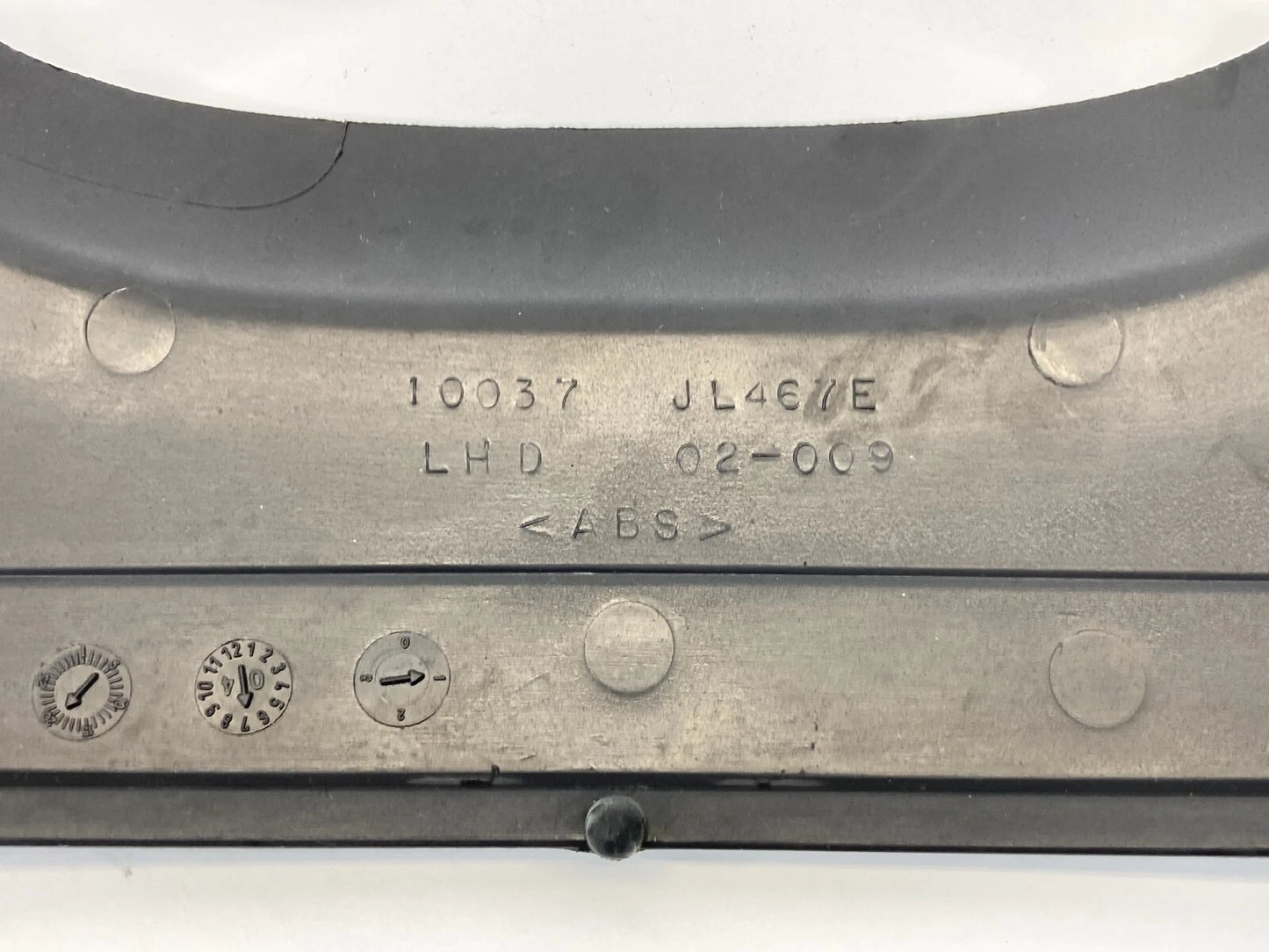 04 05 06 07 CADILLAC CTS STEERING COLUMN COVER TRIM PANEL 10037-JL467E OEM