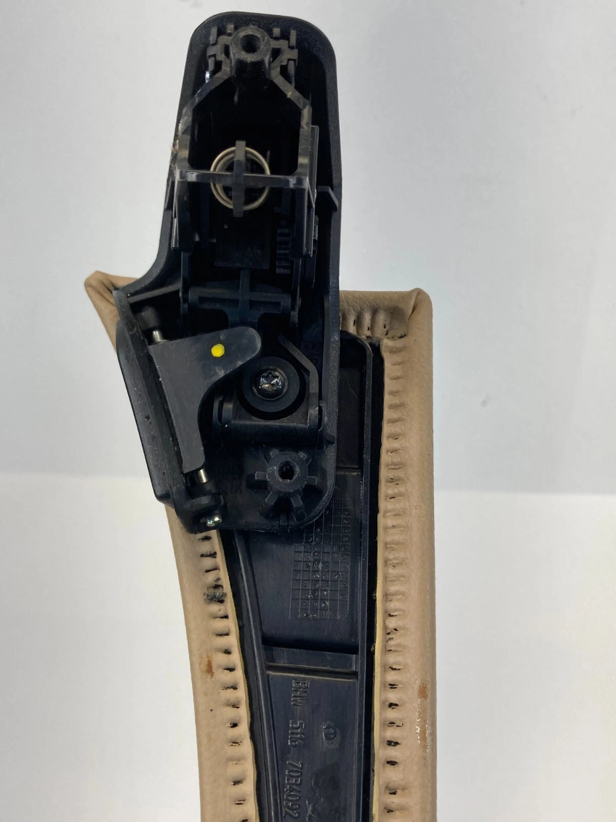04-07 BMW 530I 525I CENTER CONSOLE FRONT ARMREST UPPER TRIM COVER 51167034092