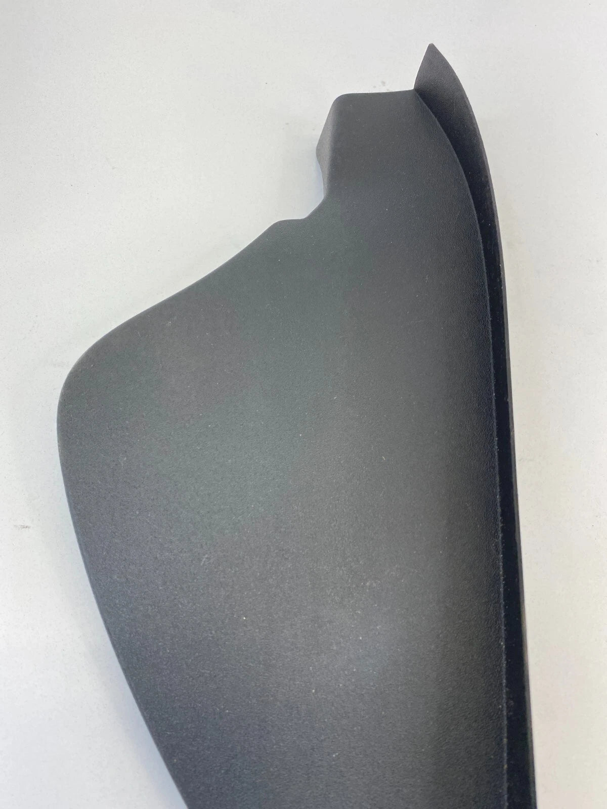 2015-2020 CHEVY IMPALA RIGHT PASSENGER DASH END CAP COVER TRIM BEZEL 23202761
