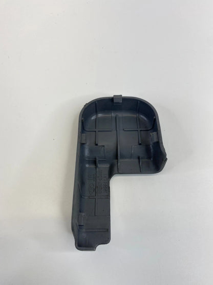 00-06 HYUNDAI ELANTRA FRONT SEAT TRACK REAR LEFT INNER COVER CAP 88567-2D100 OEM