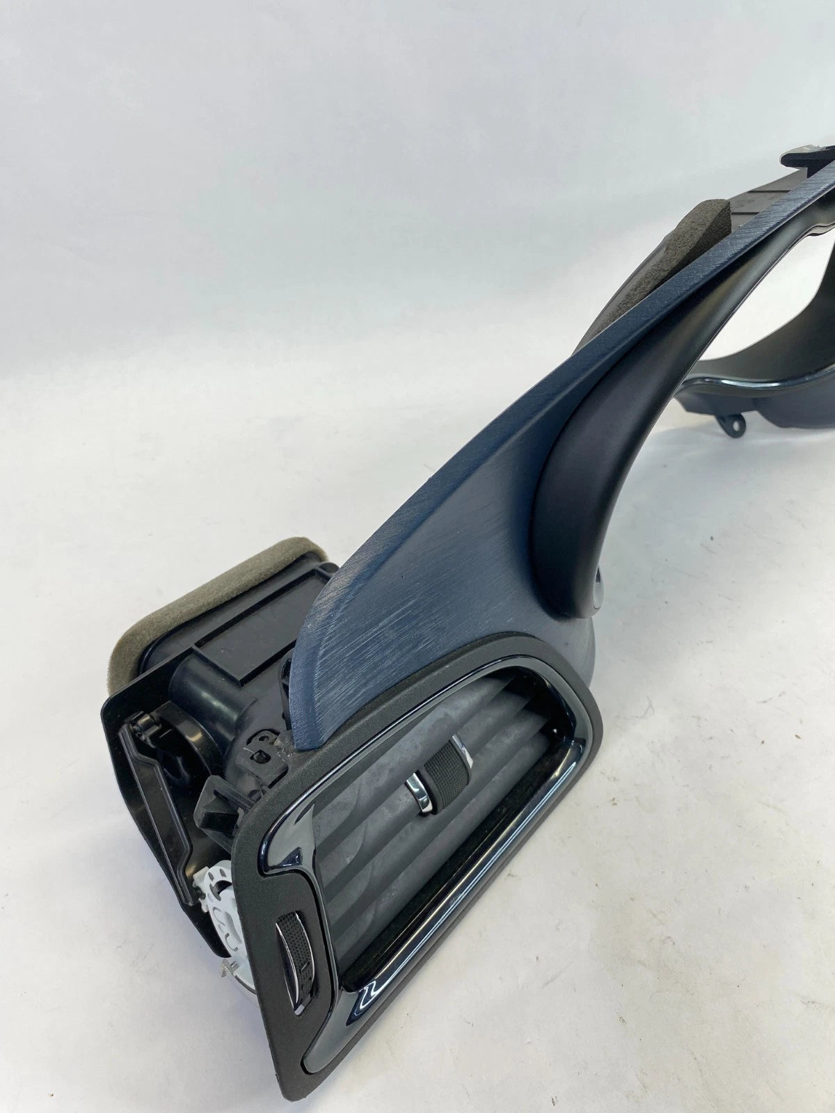 15-17 CHRYSLER 200 DASH SPEEDO CLUSTER BEZEL PANEL W/ AIR VENT 1UY30TRMAC OEM