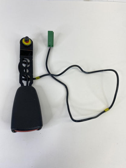 2000-2004 Volvo S40 Front Left Driver Side Seat Belt Buckle Reciver Assy OEM