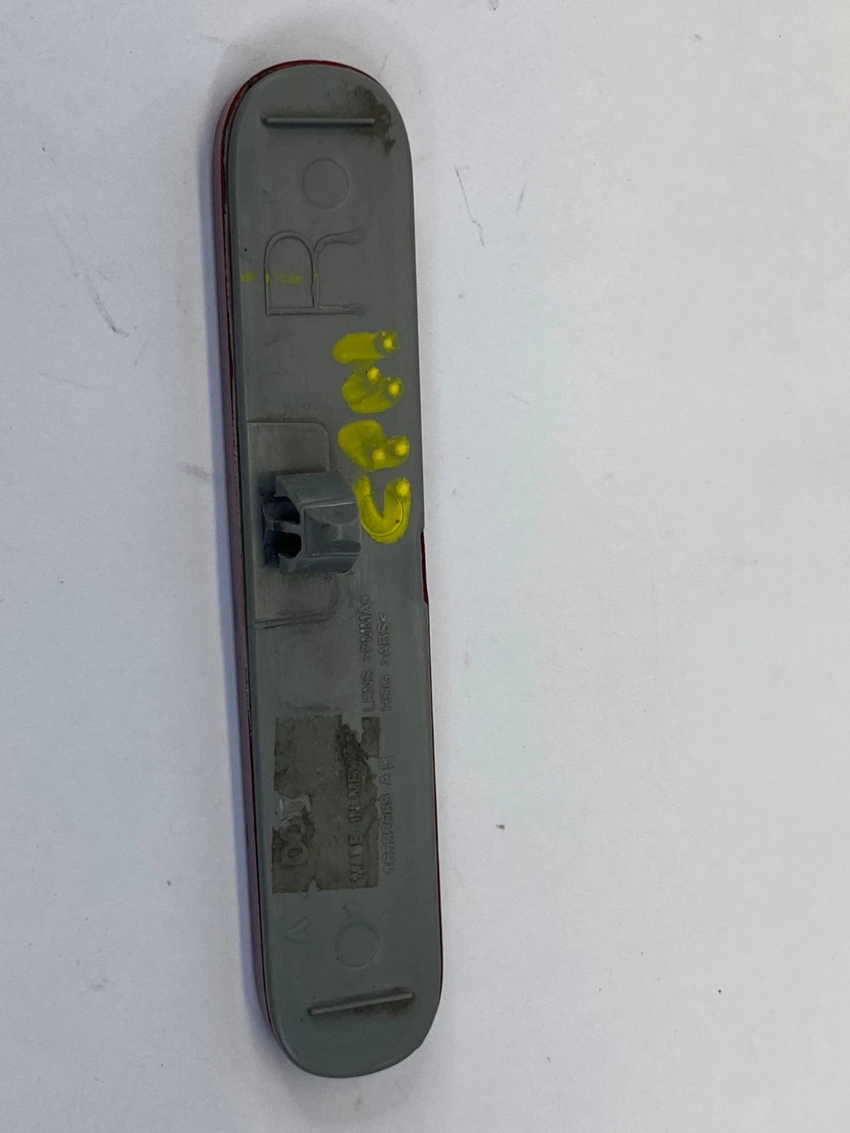 06-11 CHEVY HHR REAR SIDE PASSENGER MARKER LIGHT REFLECTOR BUMPER 16532688 OEM
