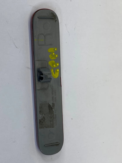 06-11 CHEVY HHR REAR SIDE PASSENGER MARKER LIGHT REFLECTOR BUMPER 16532688 OEM