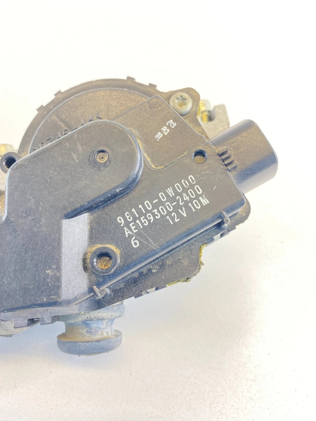 2010 2011 2012 HYUNDAI SANTA FE FRONT WINDSHIELD WIPER MOTOR 98110-0W000 OEM
