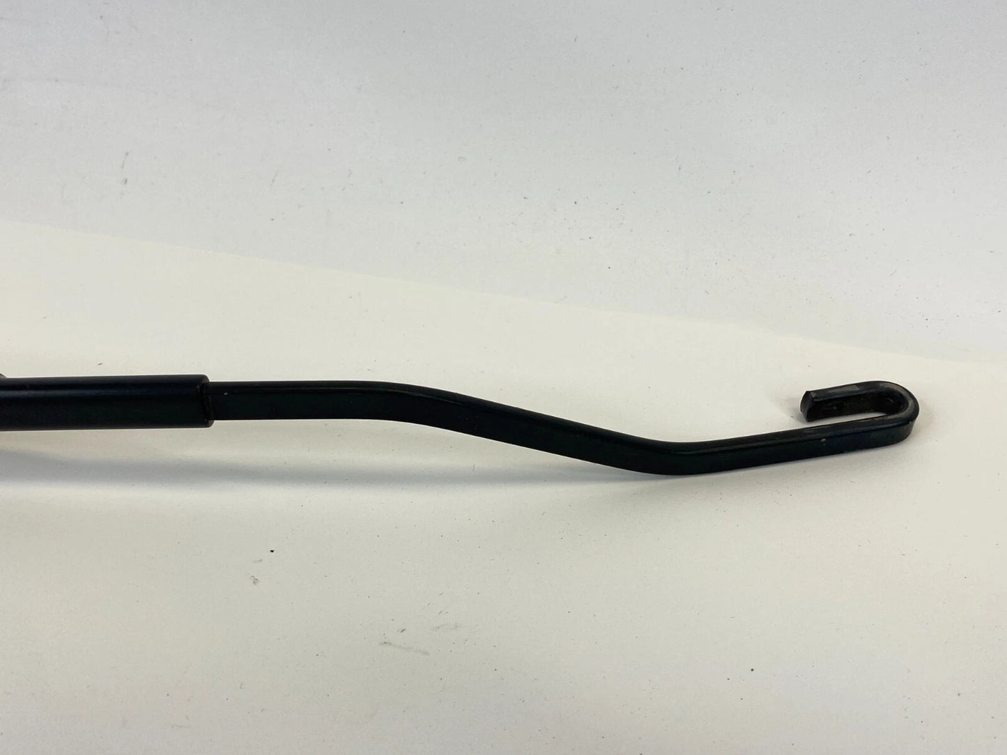 2016 CHEVROLET CRUZE LIMITED FRONT RIGHT GLASS WINDSHIELD WIPER ARM 95971328 OEM