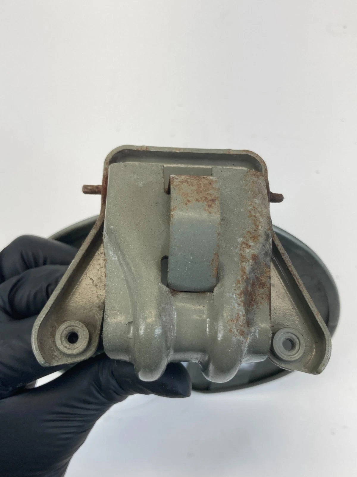 2001 2002 2003 2004 2005 FORD EXPLORER FUEL TANK LID GAS FILLER DOOR CAP OEM