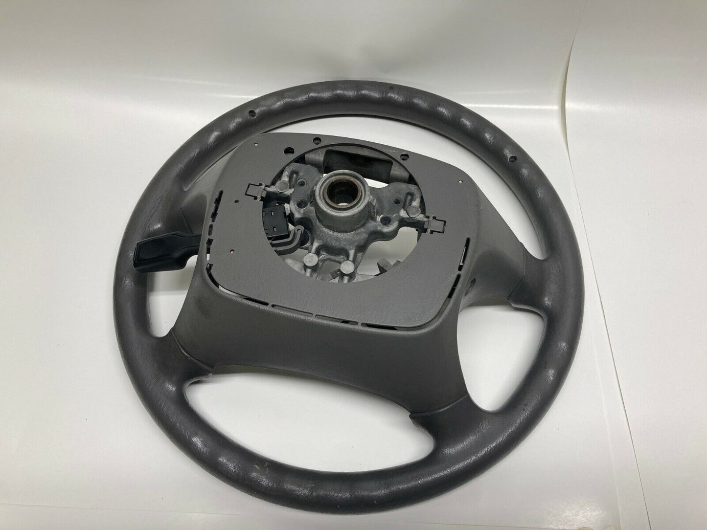 2002-2004 Toyota Camry Steering Wheel w/ Cruise Control 4 Spoke 45103-06070 OEM