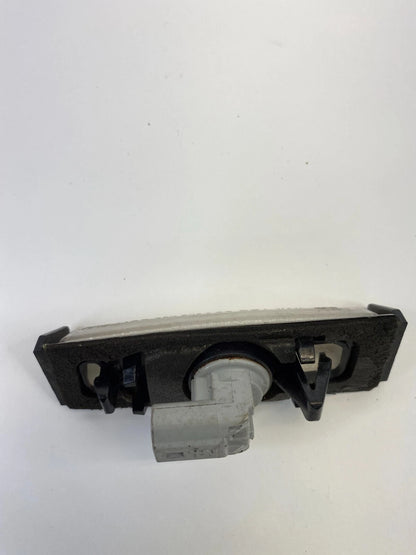 2004-2010 TOYOTA SIENNA REAR HATCH TAILGATE LICENSE PLATE LIGHT LAMP OEM