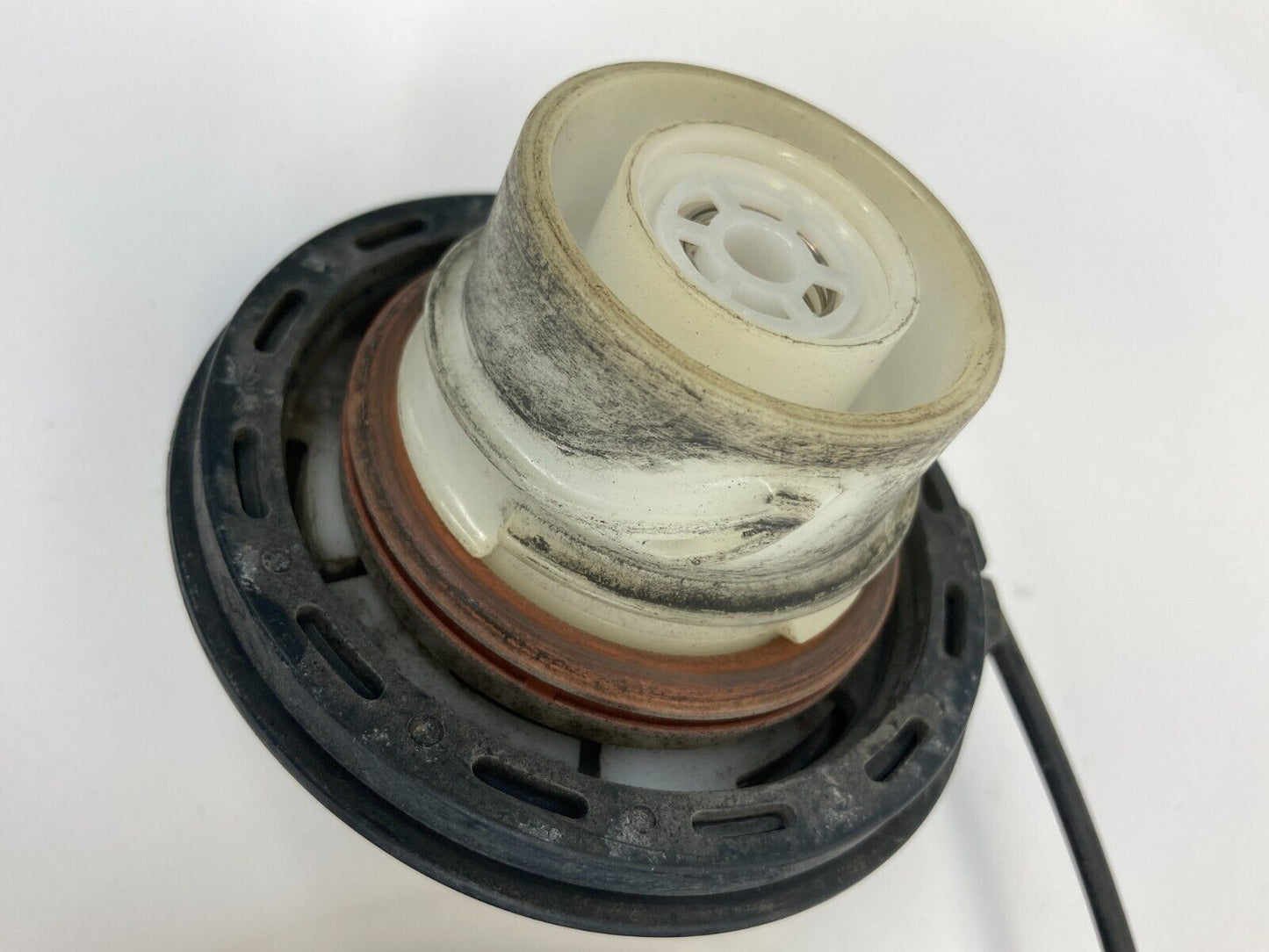 2008-2011 Ford Focus Sedan Fuel Filler Gas Door Lid Cover Assembly OEM