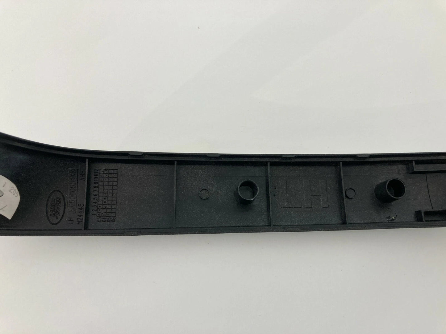 2004 2005 LAND ROVER FREELANDER REAR LEFT INTERIOR DOOR PULL HANDLE TRIM COVER