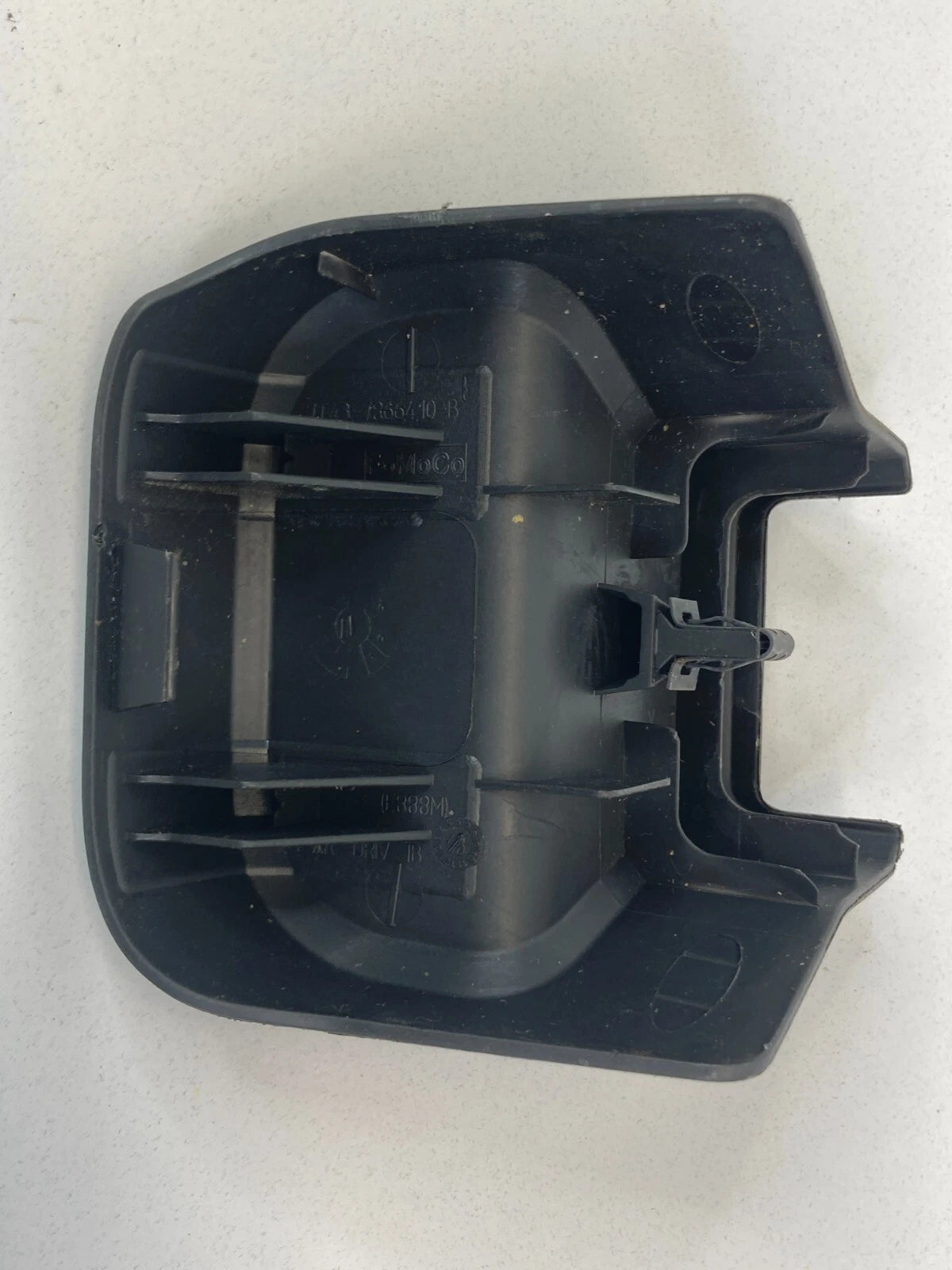 2007-2015 LINCOLN MKX FRONT LEFT DRIVER INNER SEAT TRACK COVER 7T43-7866410-B