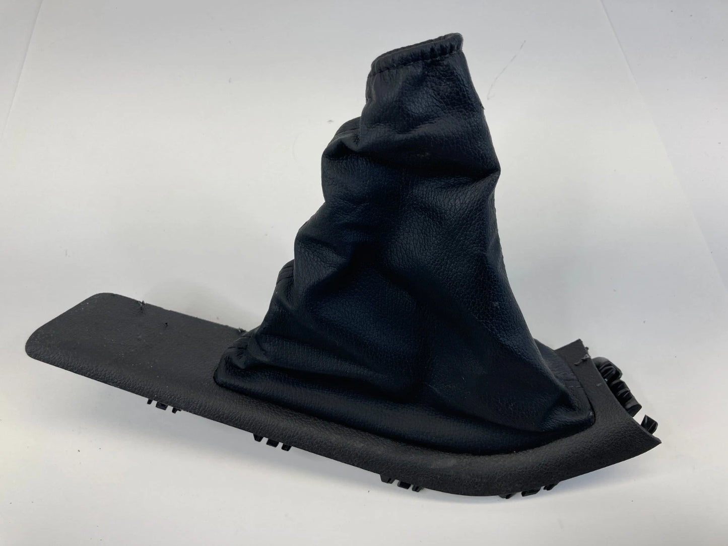 12 13 14 FORD FOCUS CENTER CONSOLE PARKING BRAKE HANDLE BOOT BM51-A061B84CF OEM